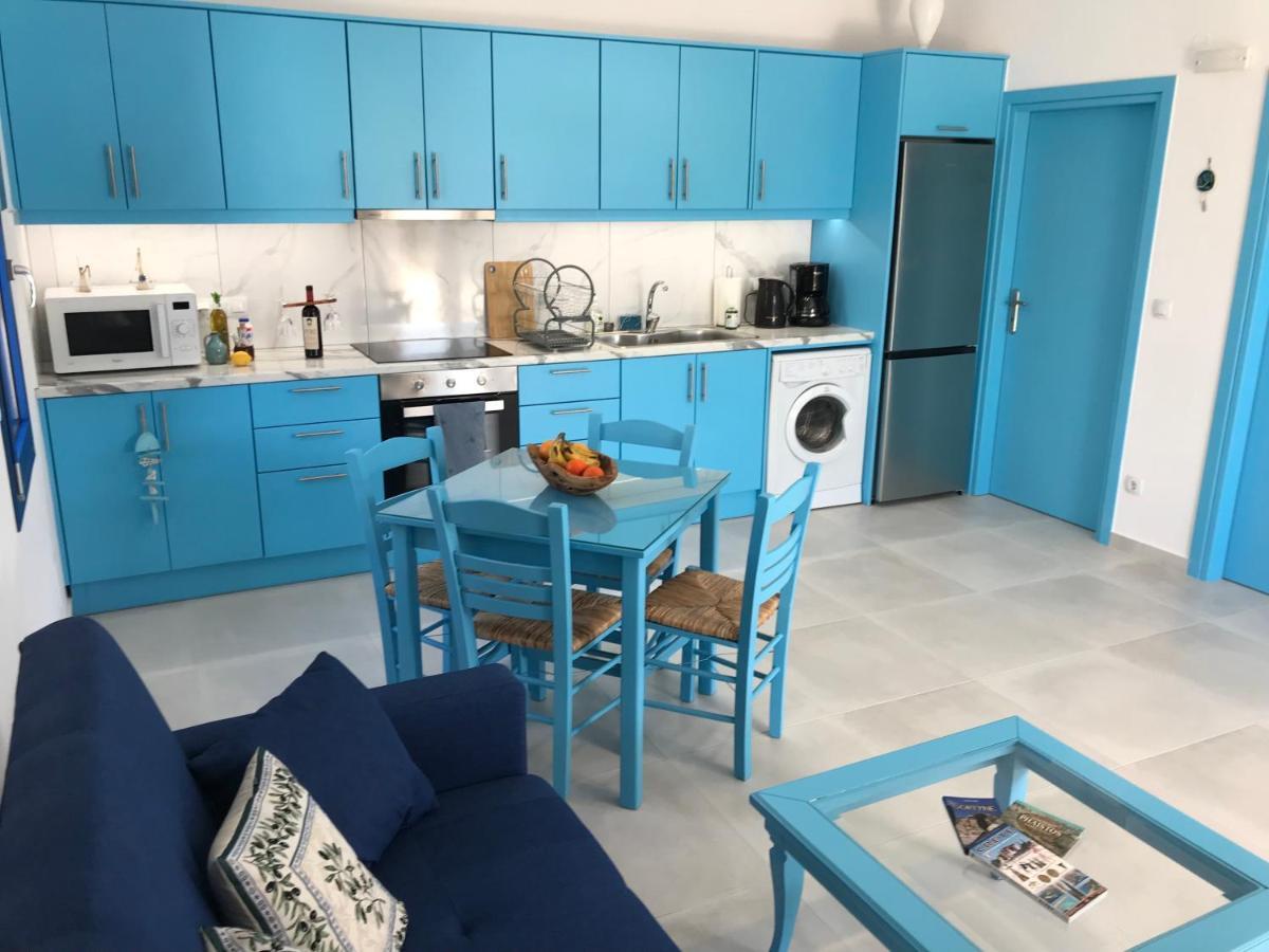 Utopia Residences Gaia House Petrokefalion Bagian luar foto