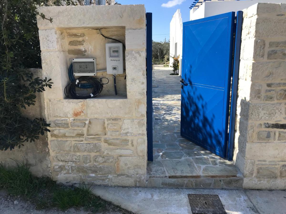 Utopia Residences Gaia House Petrokefalion Bagian luar foto