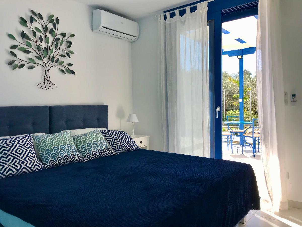 Utopia Residences Gaia House Petrokefalion Bagian luar foto