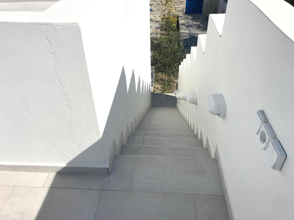 Utopia Residences Gaia House Petrokefalion Bagian luar foto