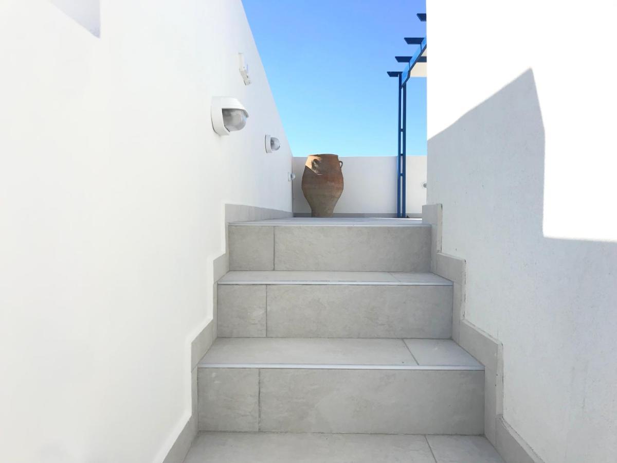 Utopia Residences Gaia House Petrokefalion Bagian luar foto
