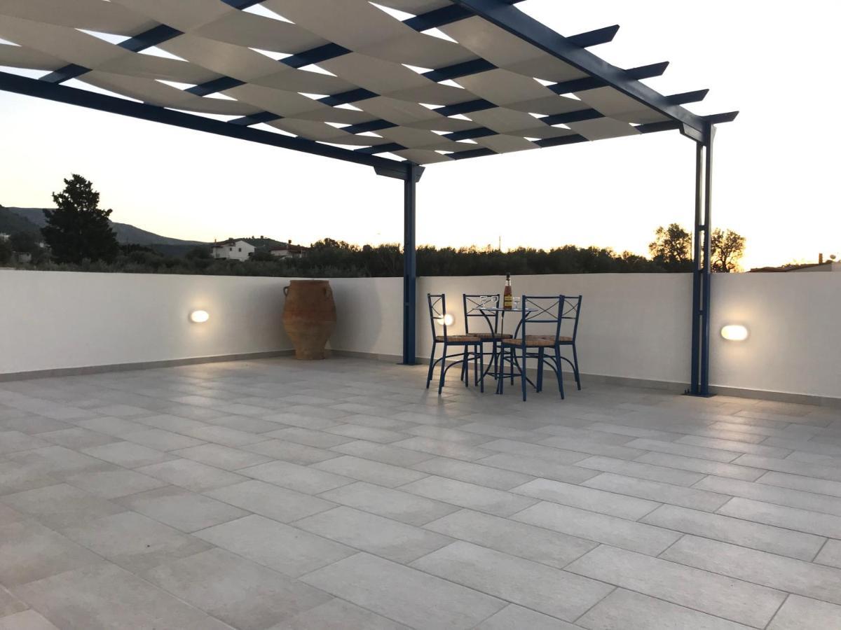 Utopia Residences Gaia House Petrokefalion Bagian luar foto