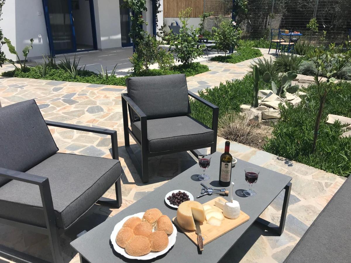Utopia Residences Gaia House Petrokefalion Bagian luar foto