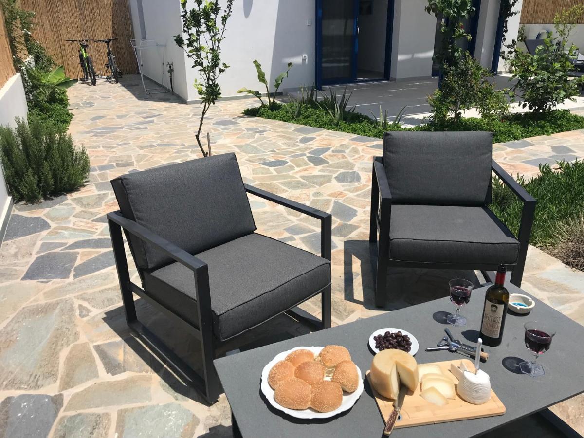 Utopia Residences Gaia House Petrokefalion Bagian luar foto